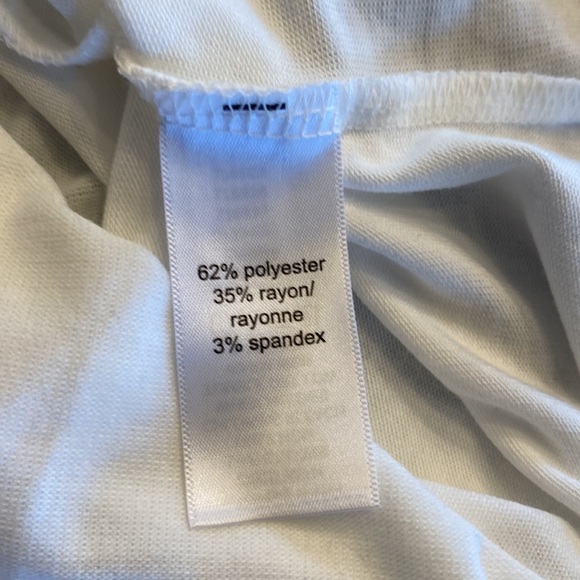 Maurices XS white 3/4 sleeve scoop neck t-shirt - Picture 10 of 10